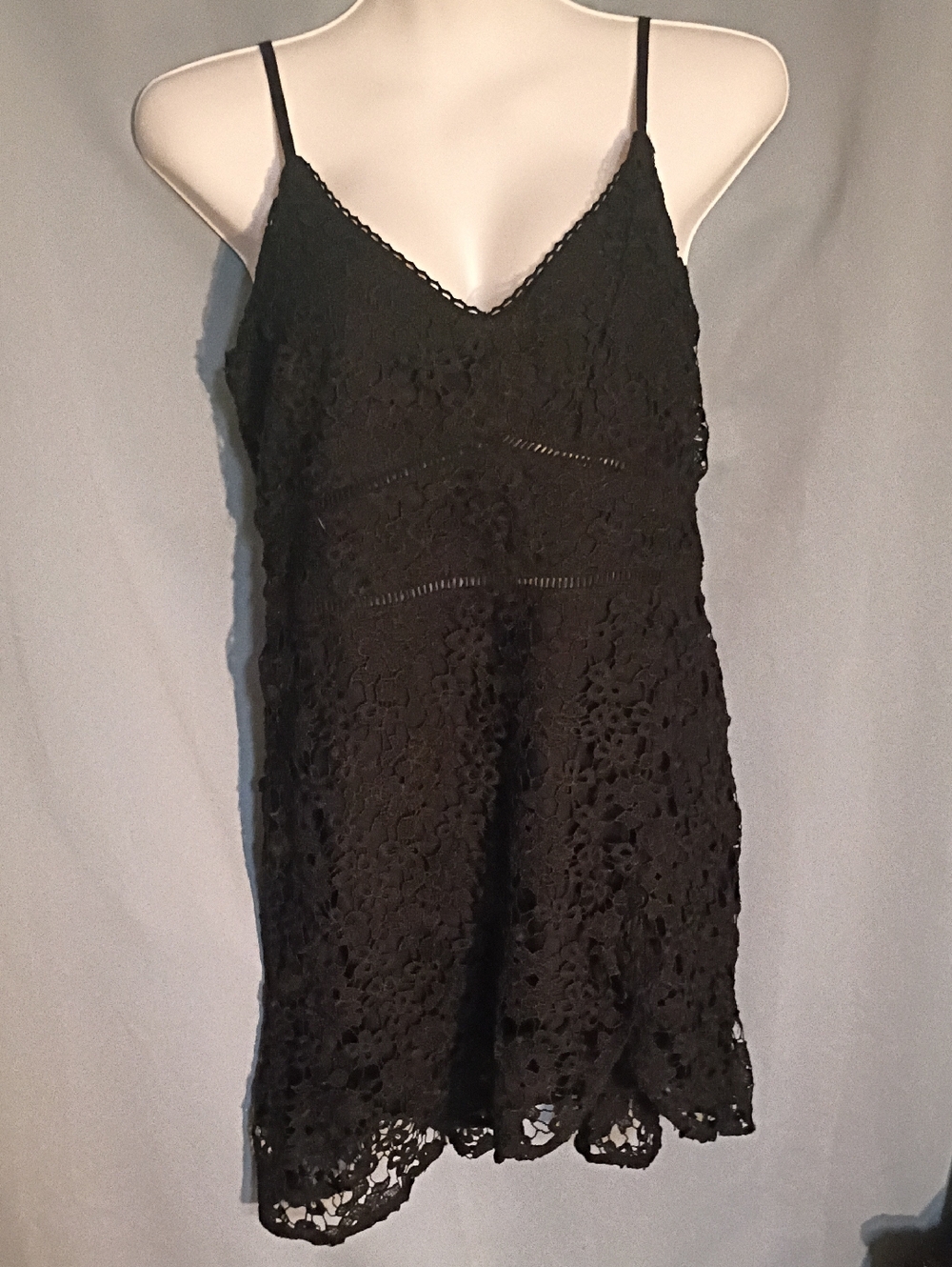 Abercrombie & Fitch Black Lace Trim Top